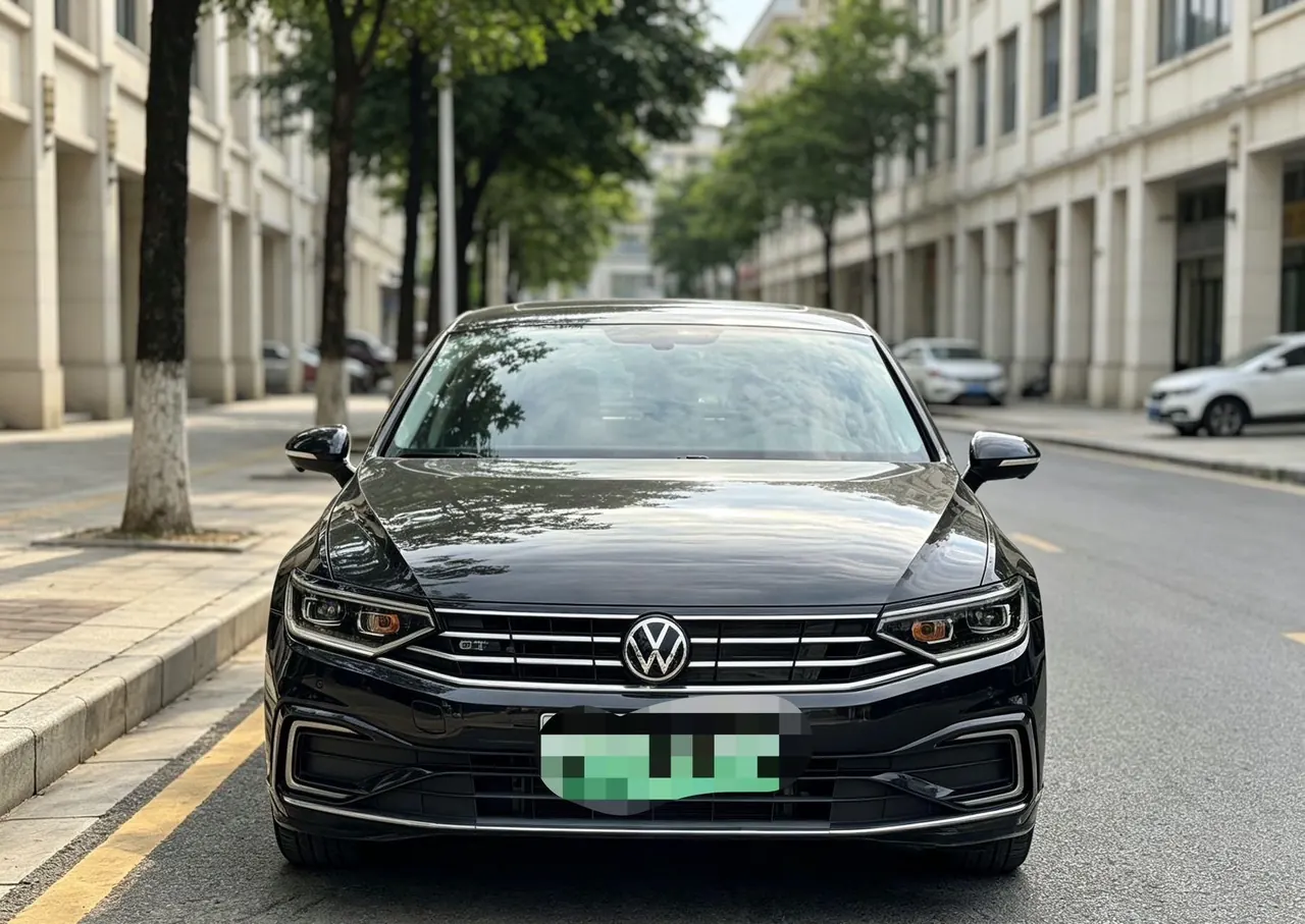 Volkswagen Magotan New Energy 2022 Magotan GTE 1.4T Luxury Automatic Gear 3