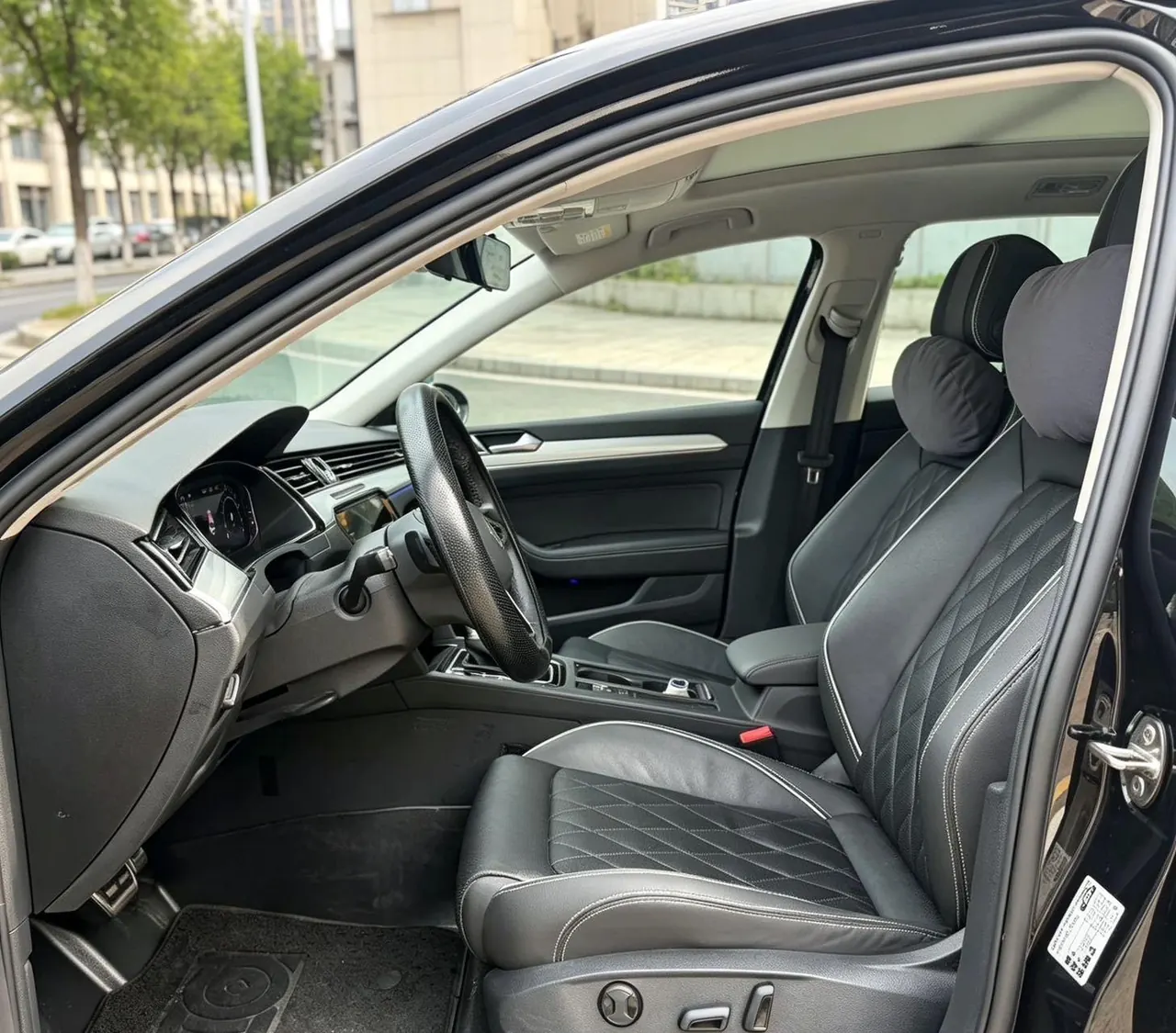 Volkswagen Magotan New Energy 2022 Magotan GTE 1.4T Luxury Automatic Gear 6
