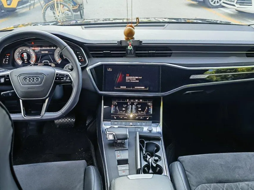 Audi 2021 A6L 48V 3.0TFSI 55TFSI Quattro enjoy elegant automatic gear 7