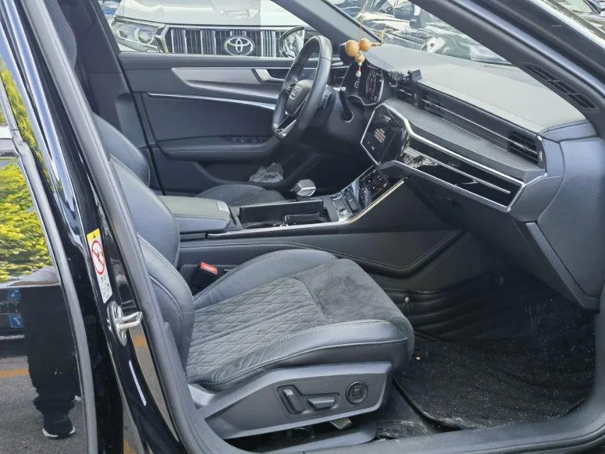 Audi 2021 A6L 48V 3.0TFSI 55TFSI Quattro enjoy elegant automatic gear 8