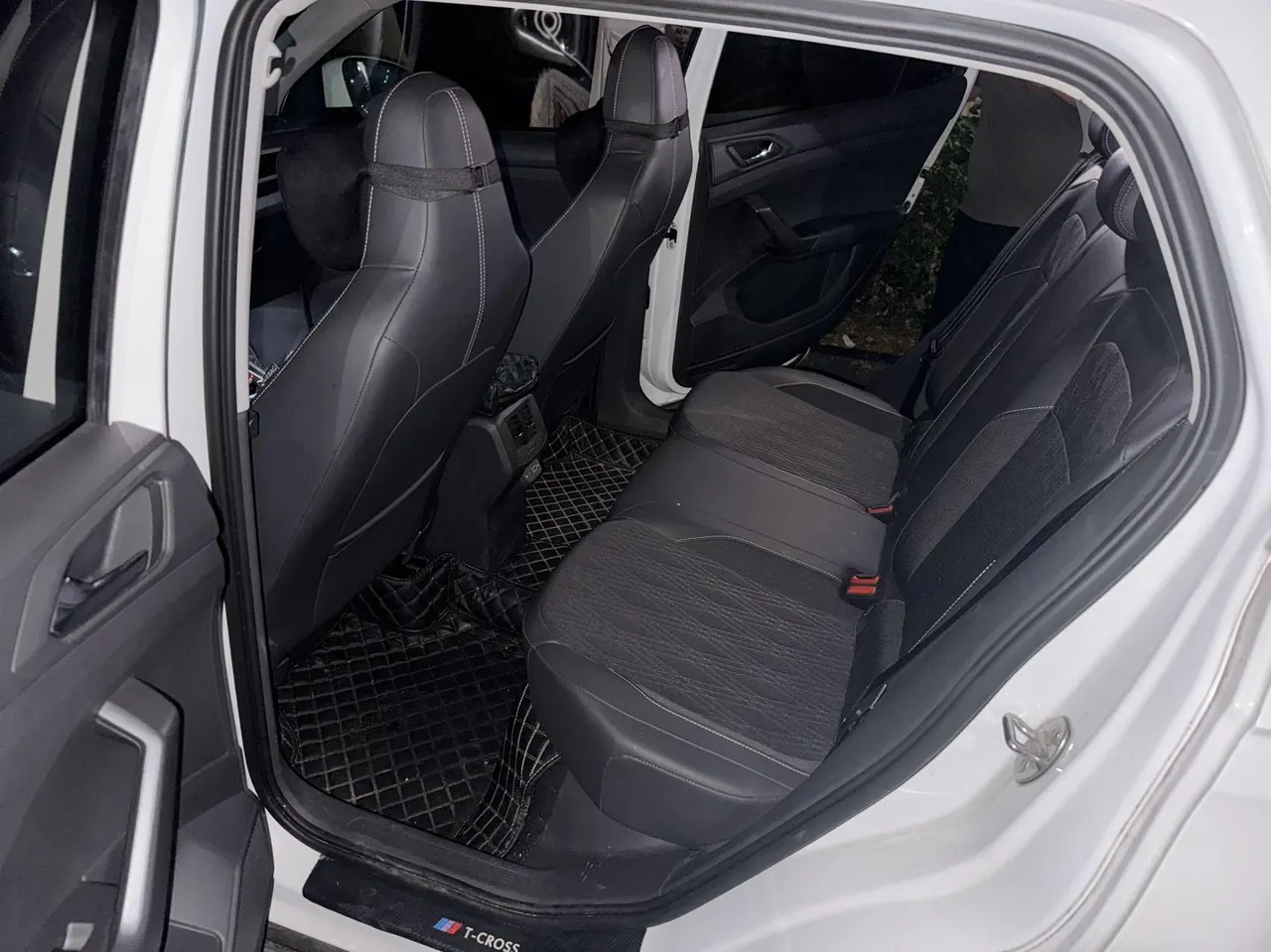 Volkswagen 2021 T-Cross (Tujia) 1.5 Comfort Edition Automatic Gear 6