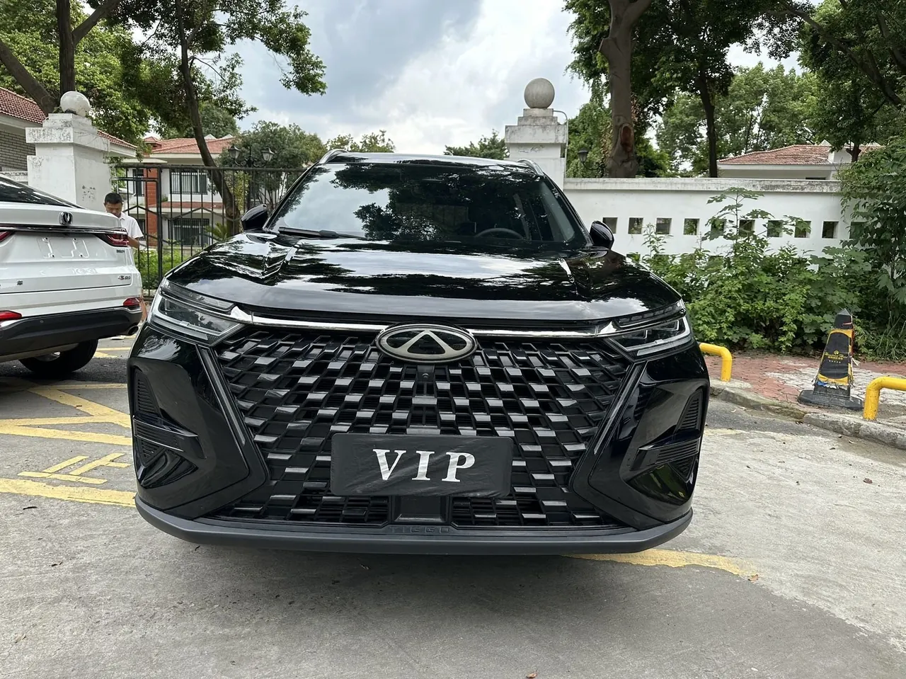 Chery 2024 Ruihu 8 PRO 1.6T 290T Champion Edition Two-Drive Peak Edition 7-seat Automatic Gear 3