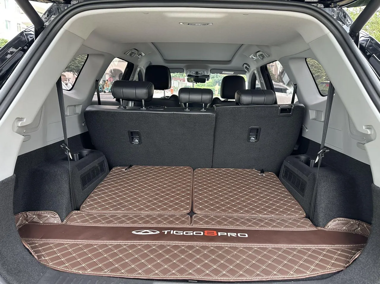 Chery 2024 Ruihu 8 PRO 1.6T 290T Champion Edition Two-Drive Peak Edition 7-seat Automatic Gear 8