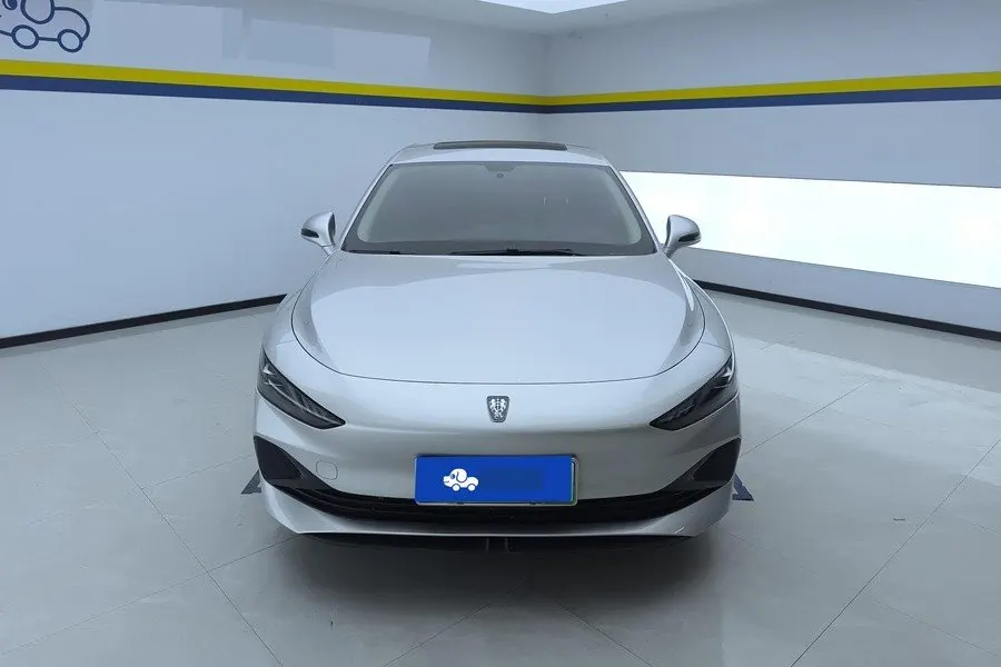 Roewe 2025 D7 DMH 1.5 World Championship Edition Automatic Gear 2