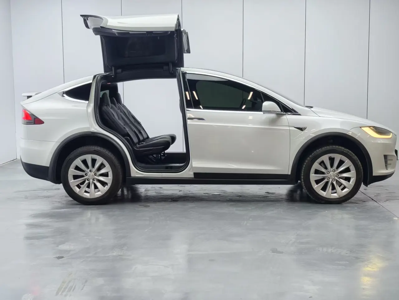 Tesla Model X (Imported) 2021 Model X Long Endurance Upgraded Automatic Gear 6
