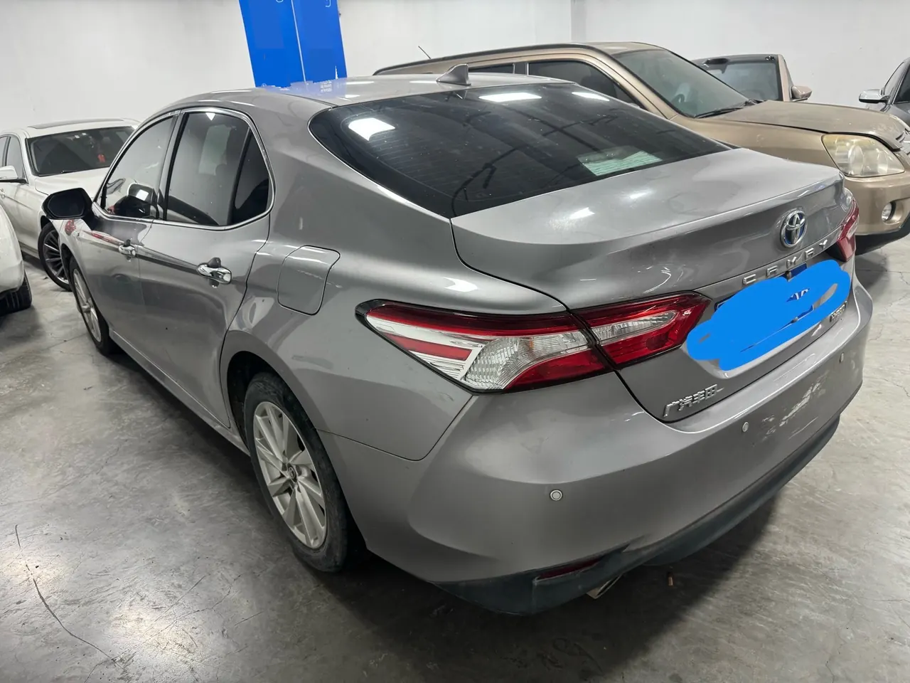 Toyota 2021 Camry Dual Engine 2.5HGVP Stepless Leading Edition Automatic Gear 2