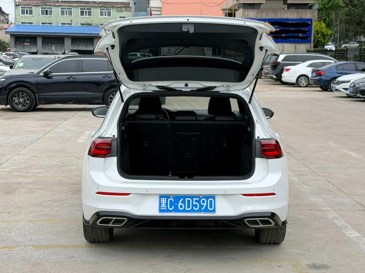 Volkswagen 2021 Golf 8 R-Line 1.4TSI 280TSI Automatic 14