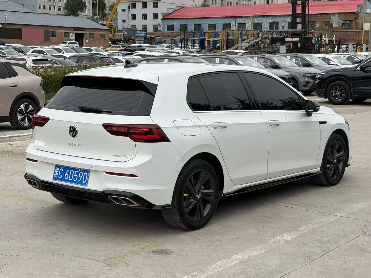 Volkswagen 2021 Golf 8 R-Line 1.4TSI 280TSI Automatic 5