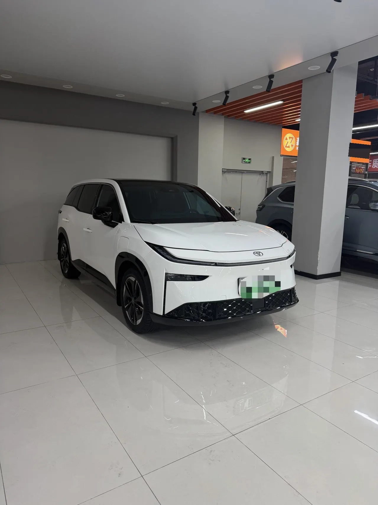 Toyota 2025 BZ3X 520 Pro Automatic 2