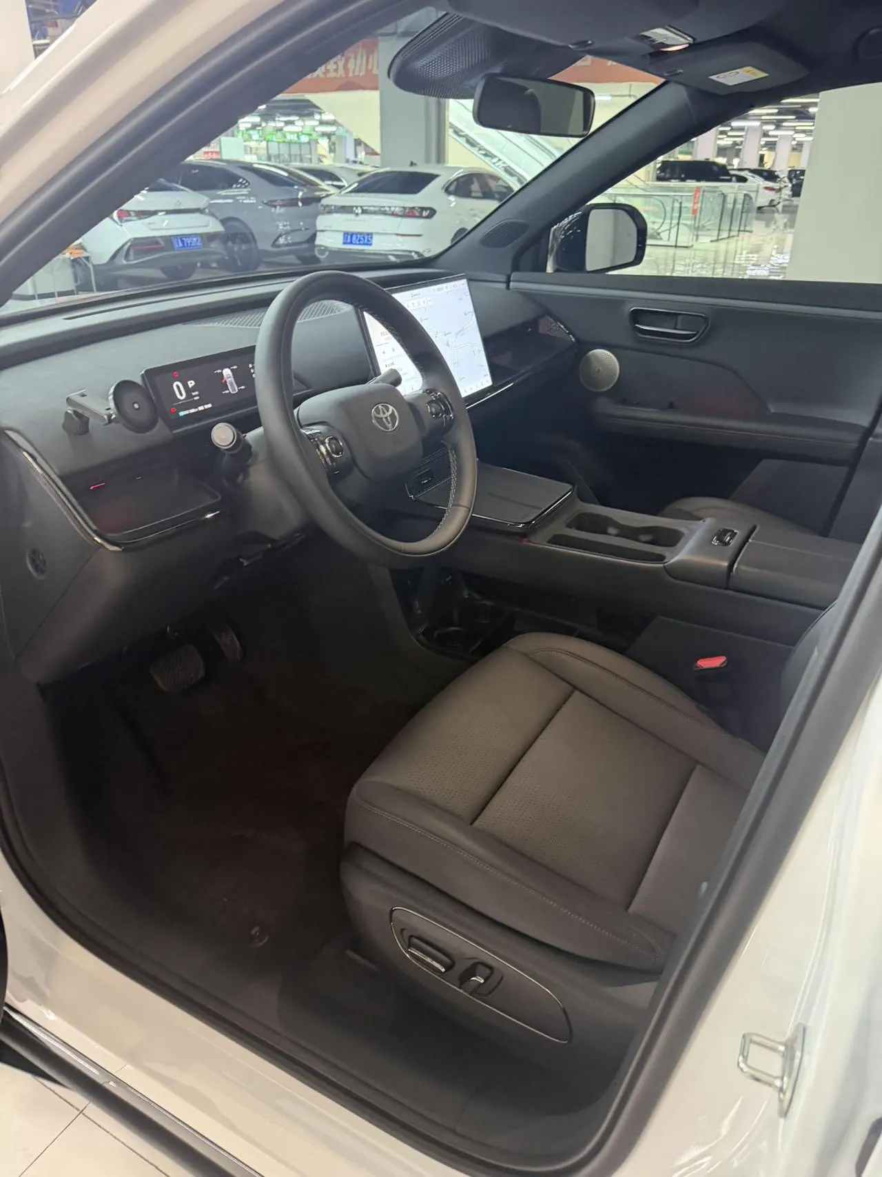 Toyota 2025 BZ3X 520 Pro Automatic 4