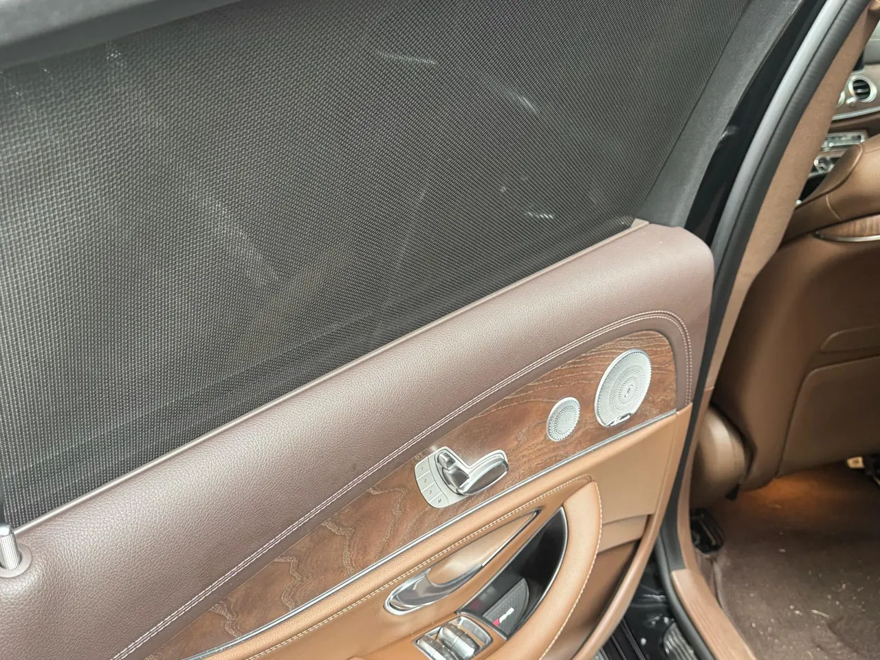 Mercedes Benz E Class 2020 E 300 L 2.0T Luxury Automatic Gear 10