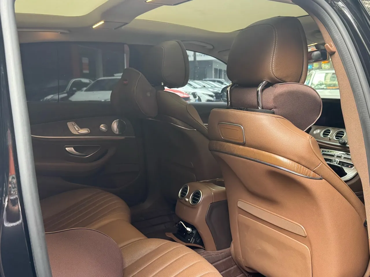 Mercedes Benz E Class 2020 E 300 L 2.0T Luxury Automatic Gear 4