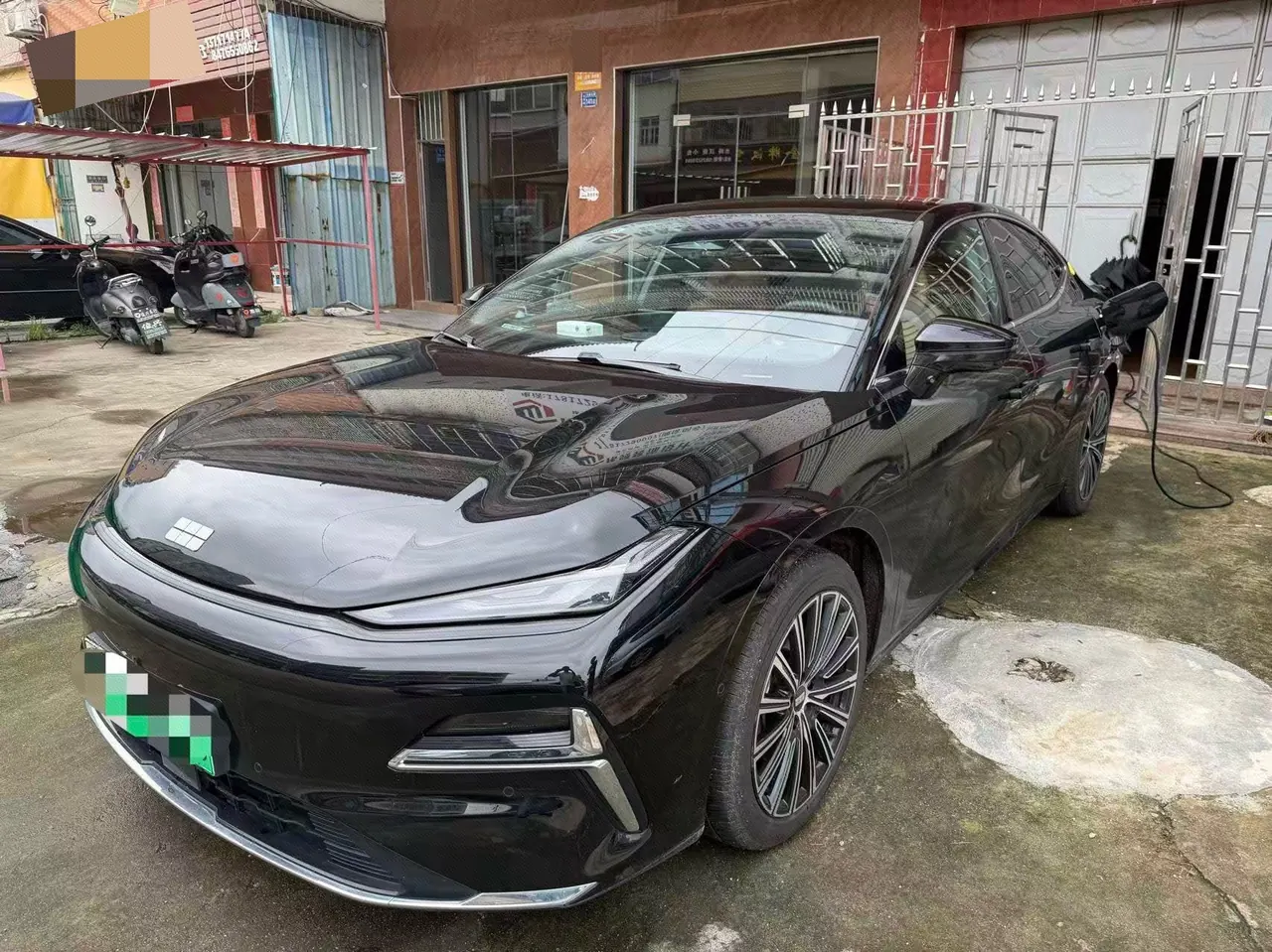 Geely Galaxy 2025 xingyao 8 EM-i 1.5 130km flagship automatic gear - View 1