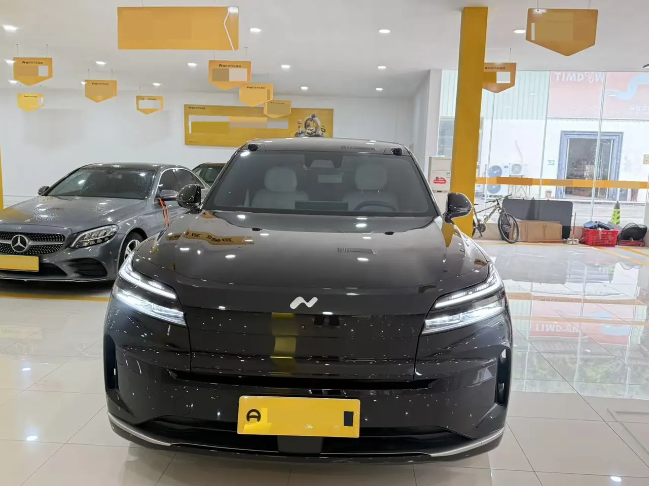 ONVO 2025 L90 Ultra Six‑Seater Automatic 8