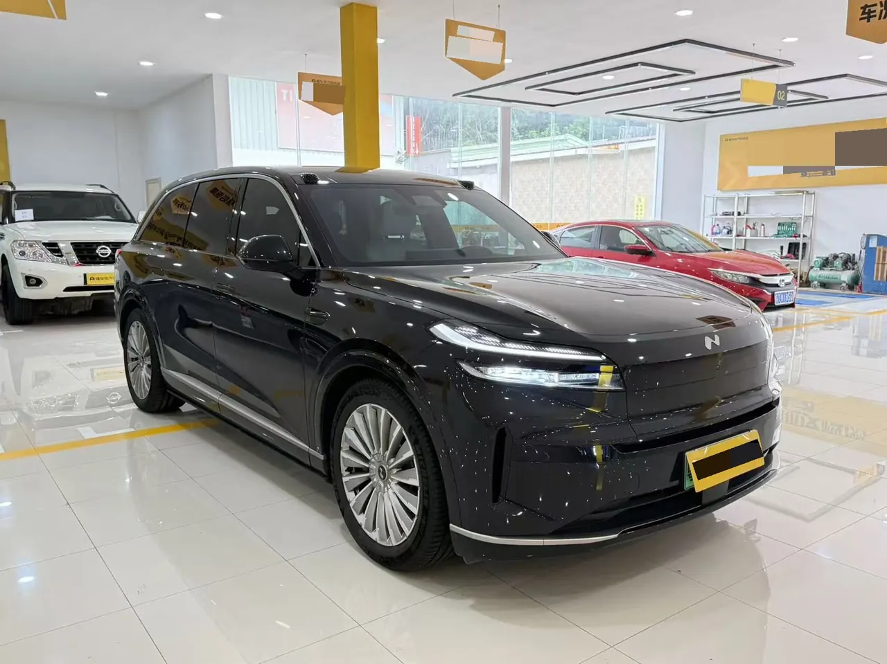 ONVO 2025 L90 Ultra Six‑Seater Automatic 9