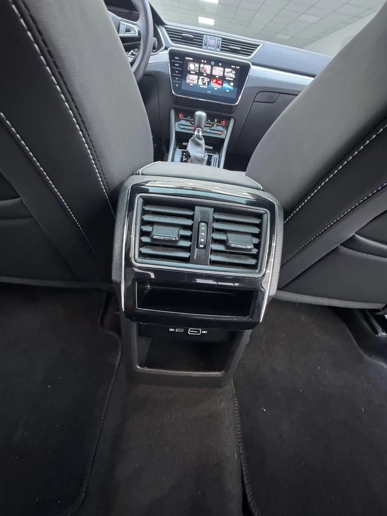 Skoda 2023 Express 1.4TSI TSI280 Premium Edition (Modified) Automatic Gear 9