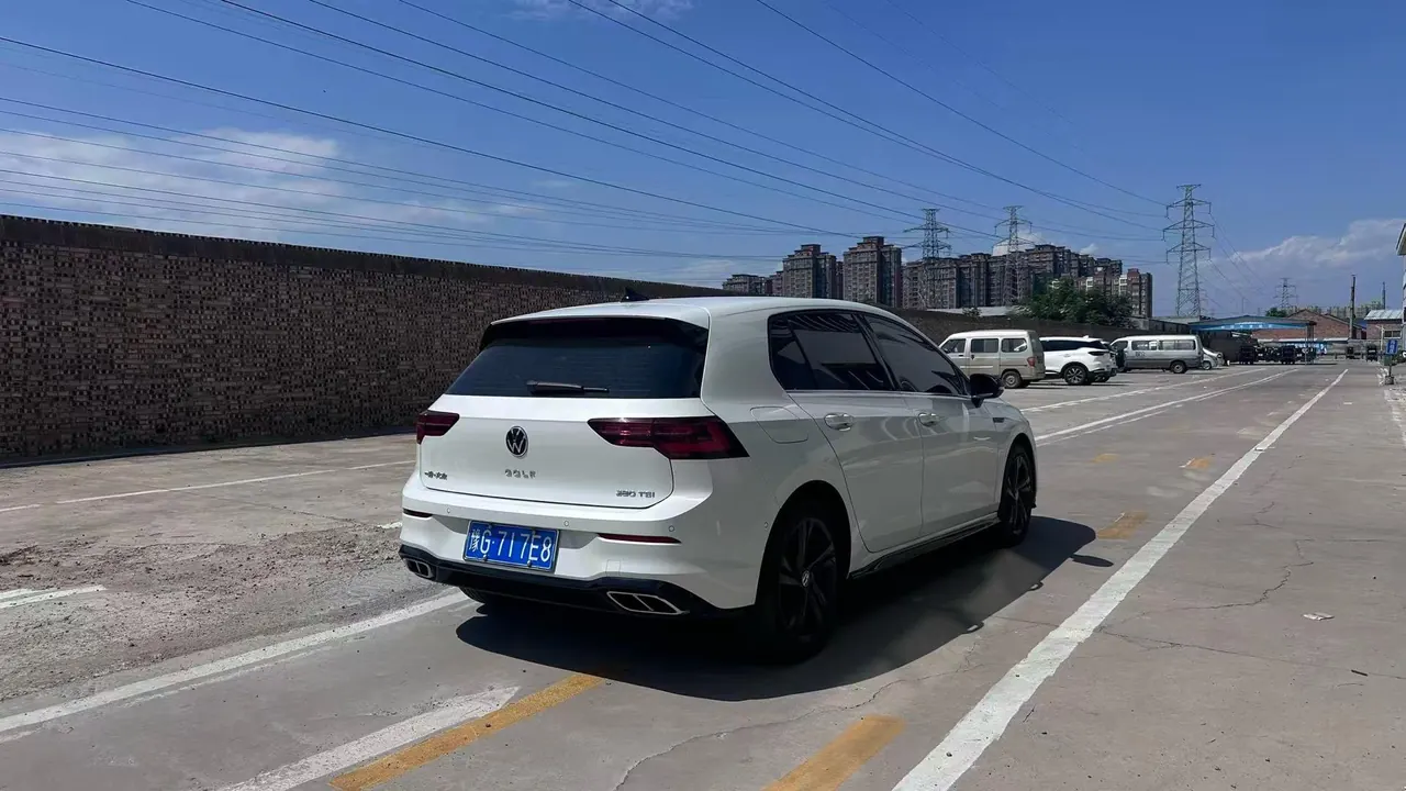 Volkswagen 2023 Golf 8 R-Line 1.4TSI 280TSI Lite (Modified) Automatic Gear 4