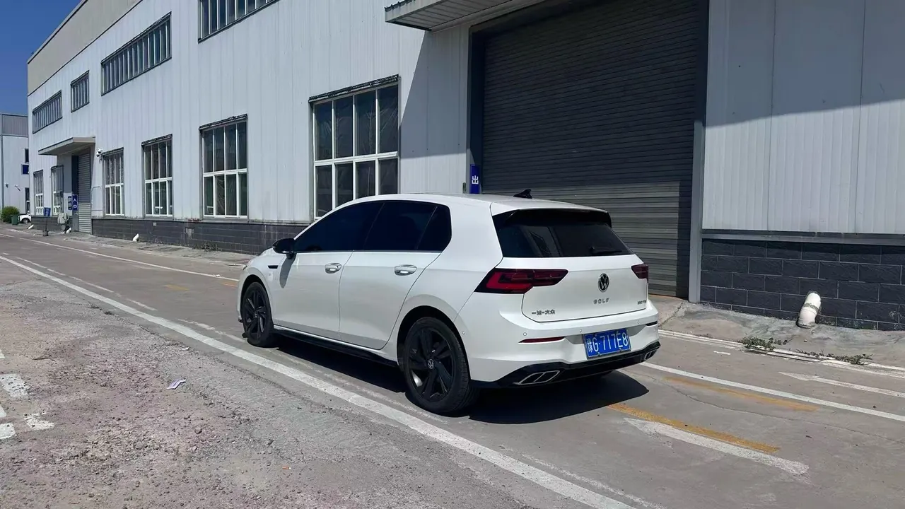 Volkswagen 2023 Golf 8 R-Line 1.4TSI 280TSI Lite (Modified) Automatic Gear 6