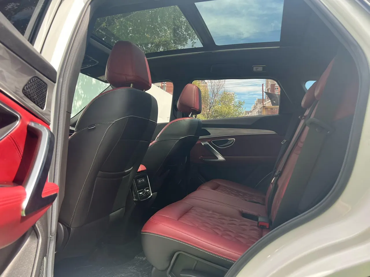 Jetour 2023 X70 PLUS 1.5T Brave PLUS7 Automatic Gear 6