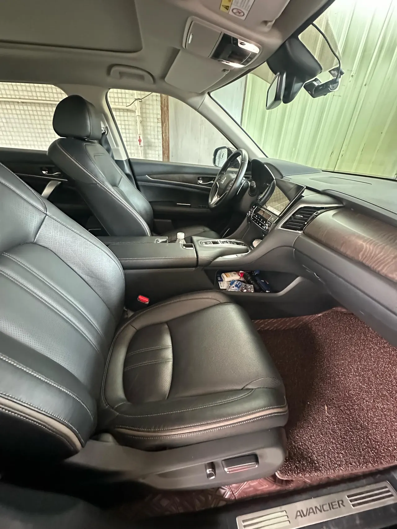Honda 2020 Crown Road 2.0T 370TURBO Two-Drive Deluxe Automatic Gear 3