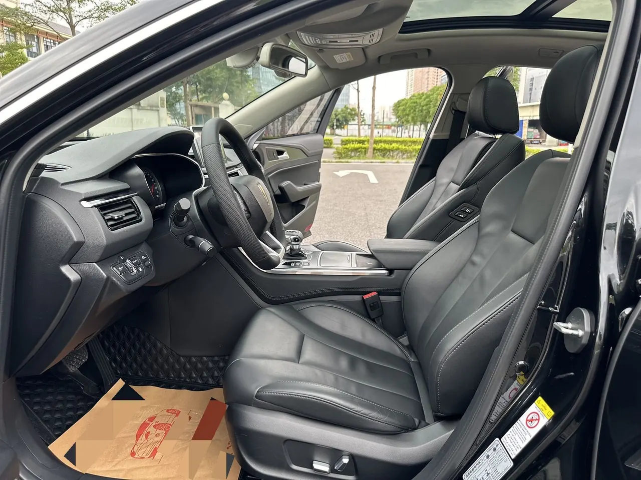 HongQi 2020 H5 1.8TD Zhilian Flag Edition Automatic Gear 4