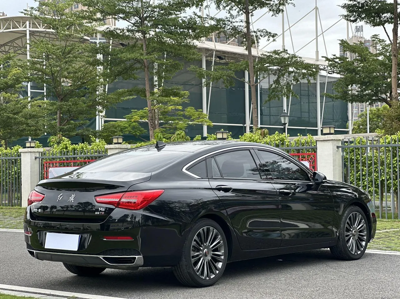 HongQi 2020 H5 1.8TD Zhilian Flag Edition Automatic Gear 7