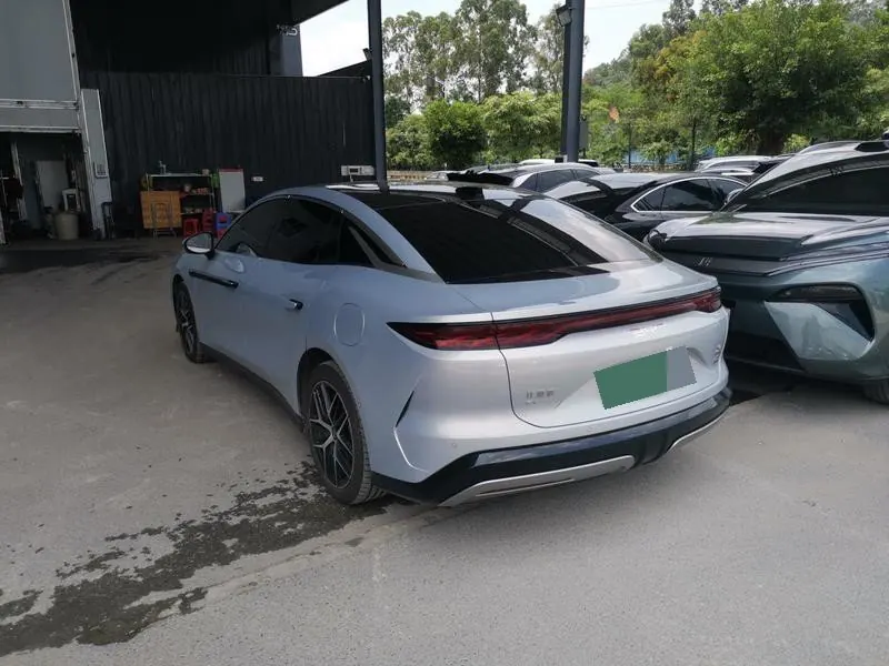 BYD 2025 Han L EV four-wheel drive laser Radar flagship automatic gear 3