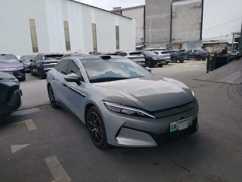 BYD 2025 Han L EV four-wheel drive laser Radar flagship automatic gear 4