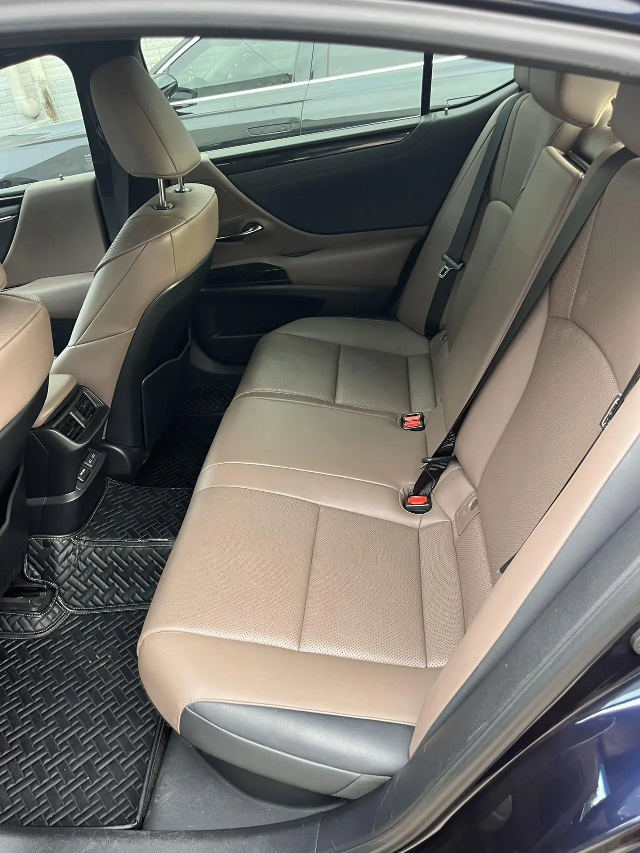Lexus ES (Imported) 2021 ES300h 2.5 Stepless Excellence Edition Automatic Gear 4