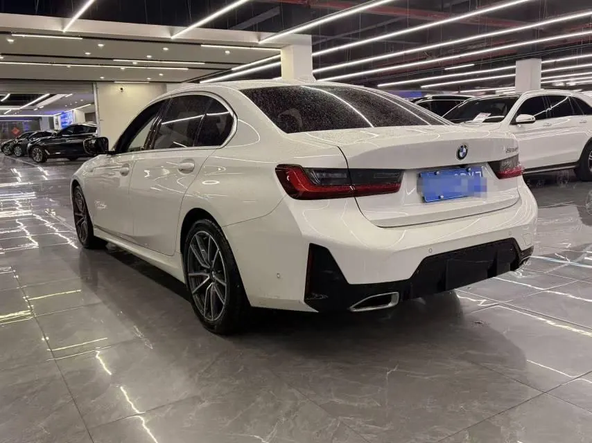 BMW 3 Series 2025 325Li 2.0T M Sports Suit Automatic Gear 4