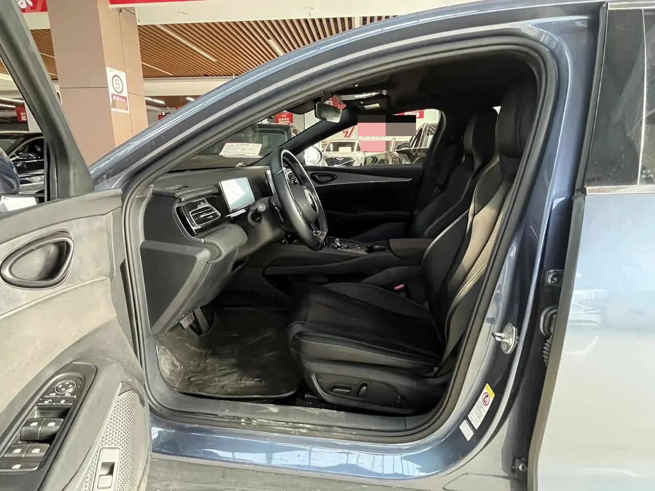 BYD 2025 seals 06 DM-i 1.5 stepless smart driving version 120KM exclusive automatic gear 2