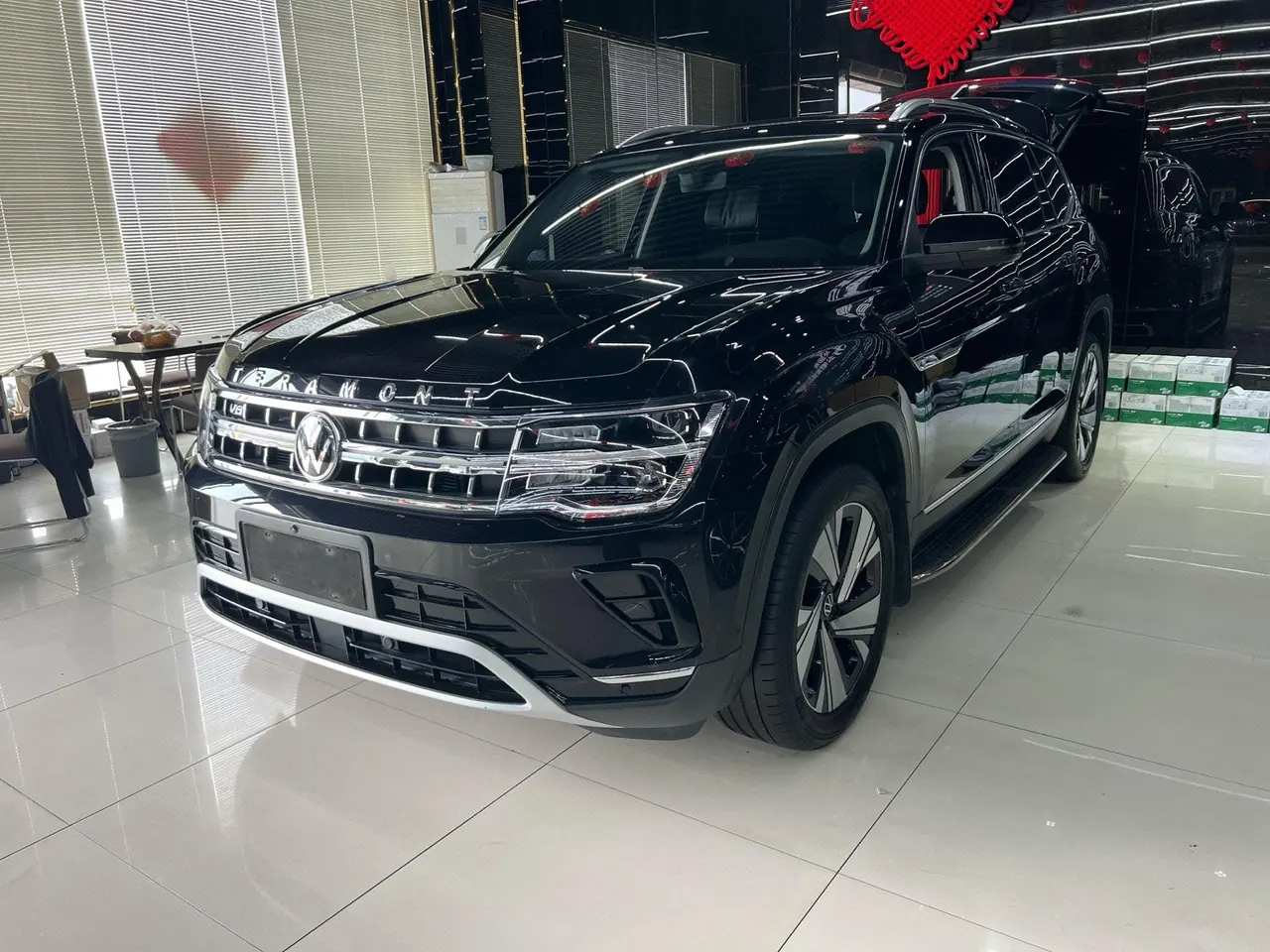 Open image lightbox: Volkswagen 2023 Tuang 2.0TSI 380TSI Four-wheel Drive Deluxe Edition Automatic Gear