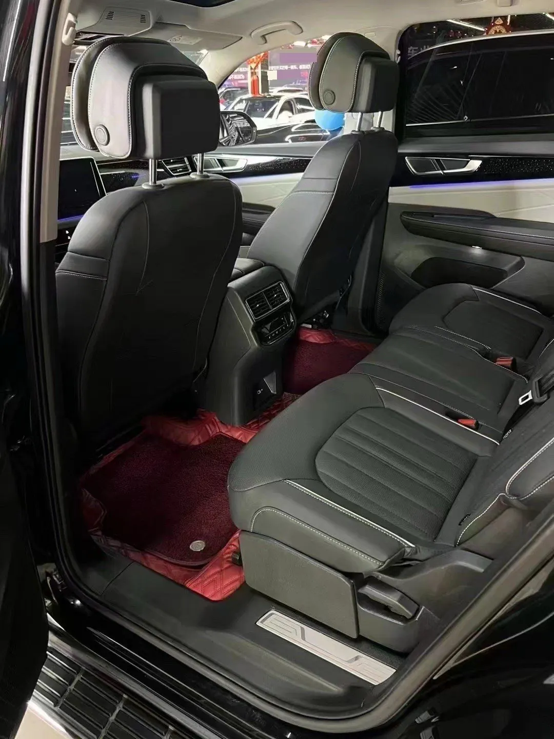 Volkswagen 2023 Tuang 2.0TSI 380TSI Four-wheel Drive Deluxe Edition Automatic Gear 5