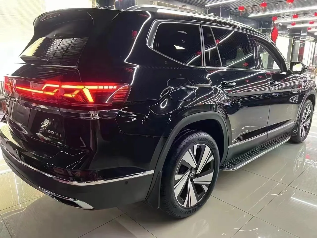 Volkswagen 2023 Tuang 2.0TSI 380TSI Four-wheel Drive Deluxe Edition Automatic Gear 9