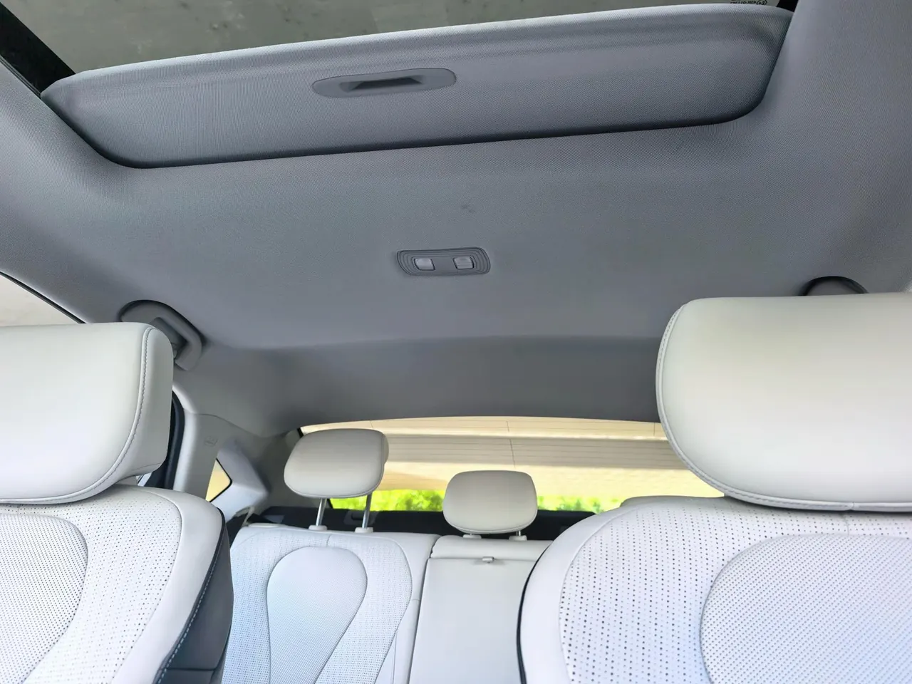 BYD 2025 seals 05 DM-i 1.5 stepless smart driving version 120KM flagship automatic gear 10