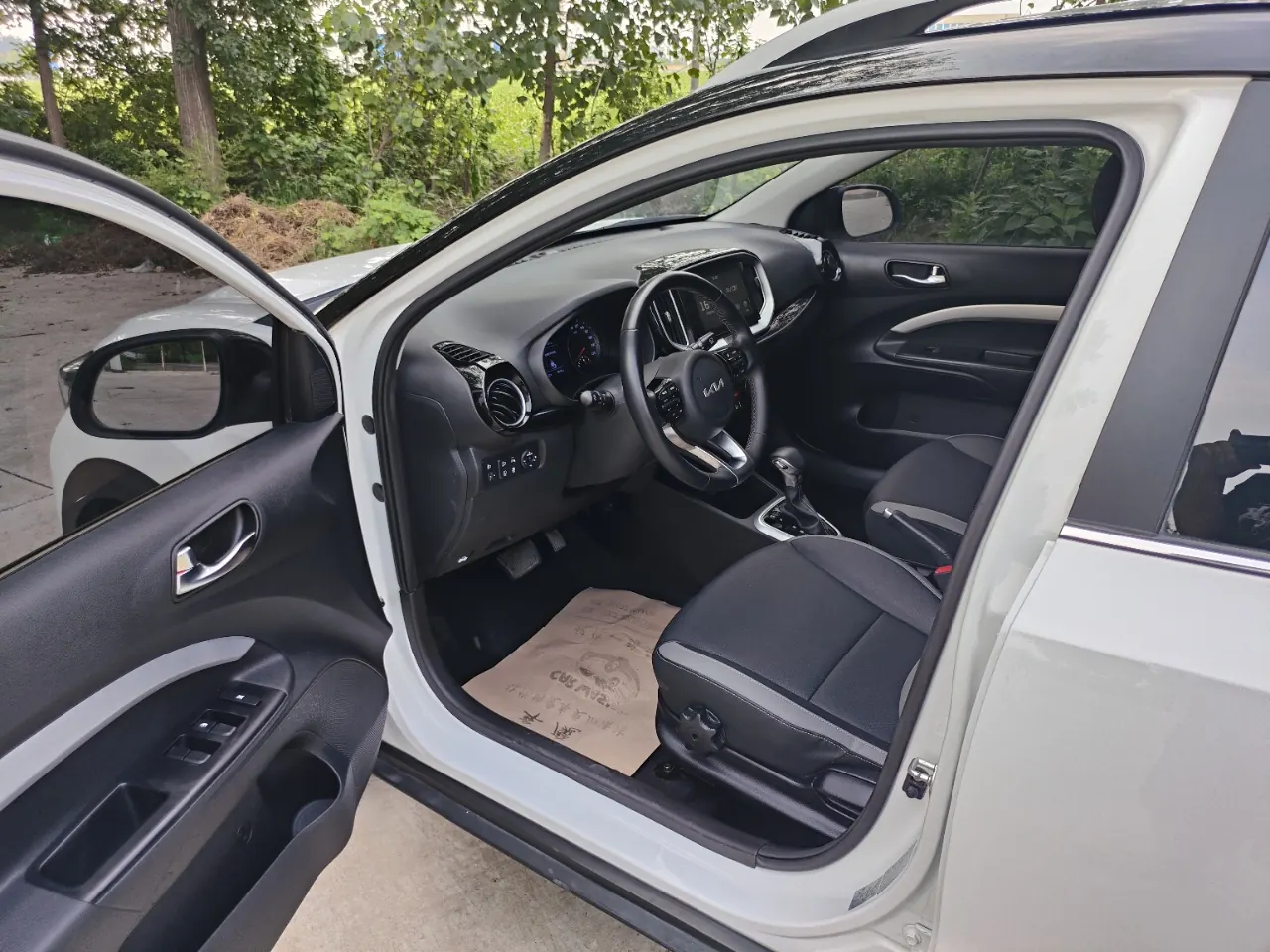 Kia 2021 Yi Run 1.4 Stepless Sunroof Automatic Transmission 3