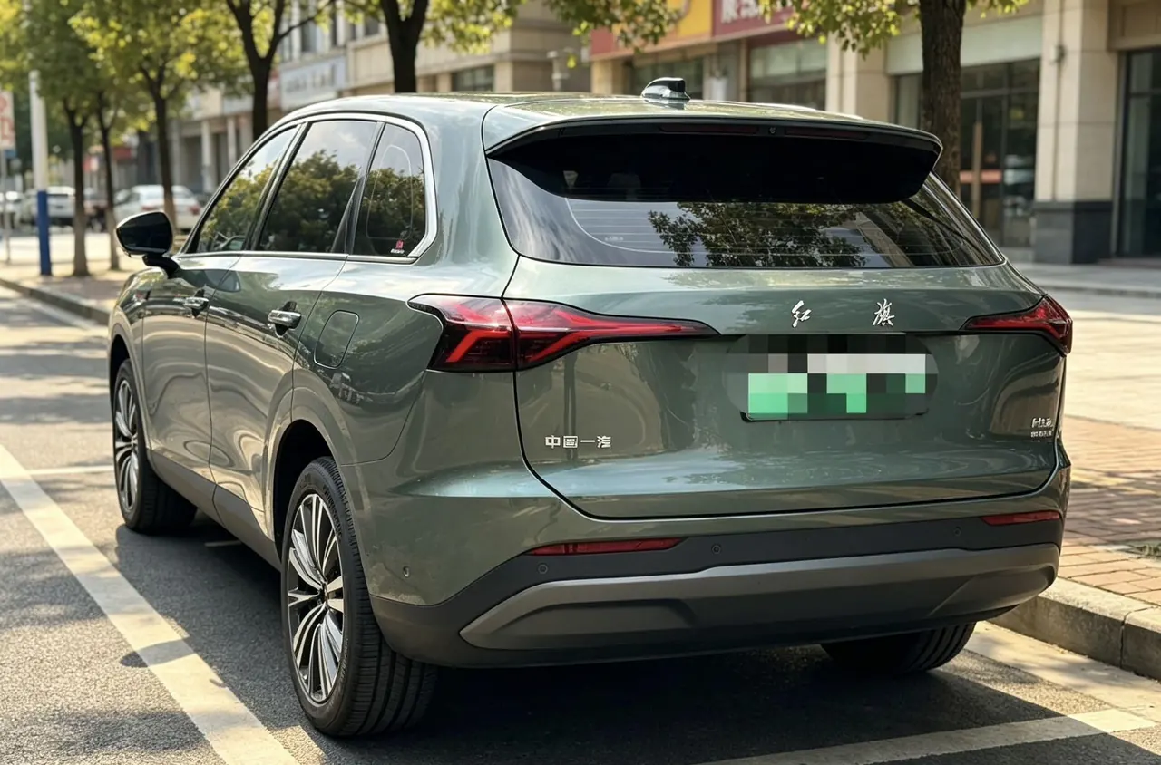 HongQi 2026 HS6 PHEV 1.5T 240 Smart Hybrid Automatic Gear 4