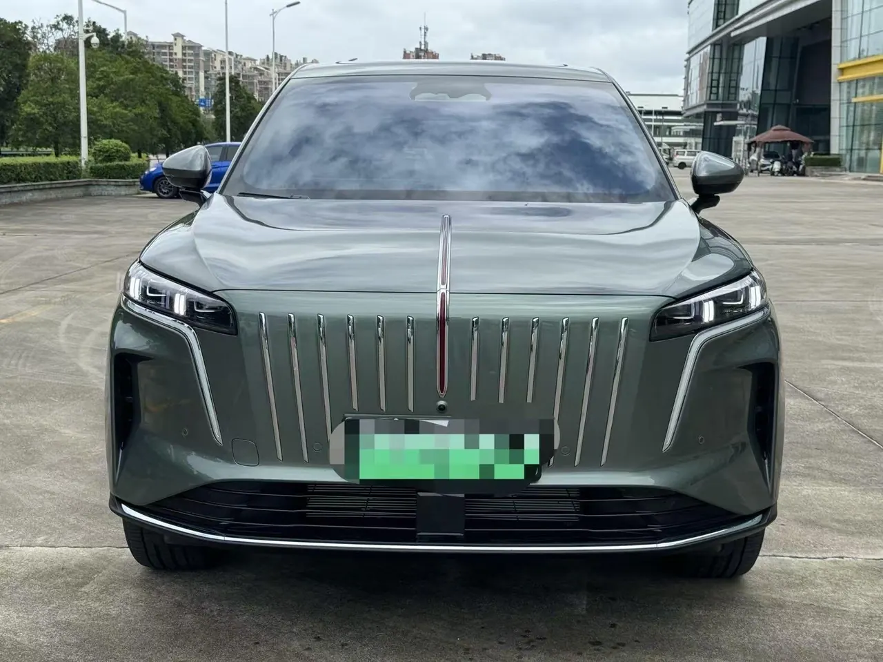 HongQi 2026 HS6 PHEV 1.5T 145 Smart Hybrid Automatic Gear 2
