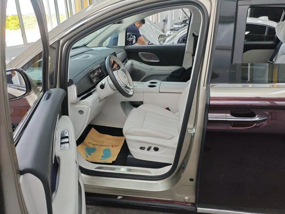Voyah 2026 dreamers PHEV 1.5T dry Kun Ultra automatic gear 2