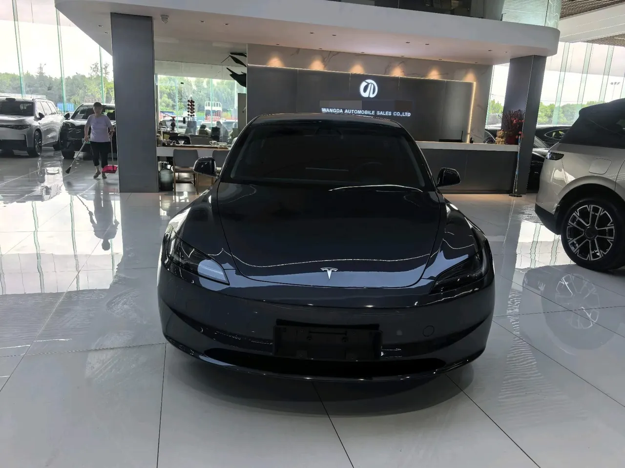 Tesla 2023 Model 3 Rejuvenation Edition Rear Wheel Drive Automatic Transmission 2