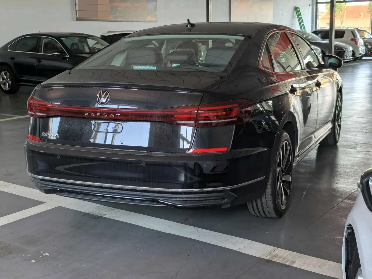 Volkswagen 2026 Passat 2.0TSI 330TSI outstanding elite edition automatic gear 3