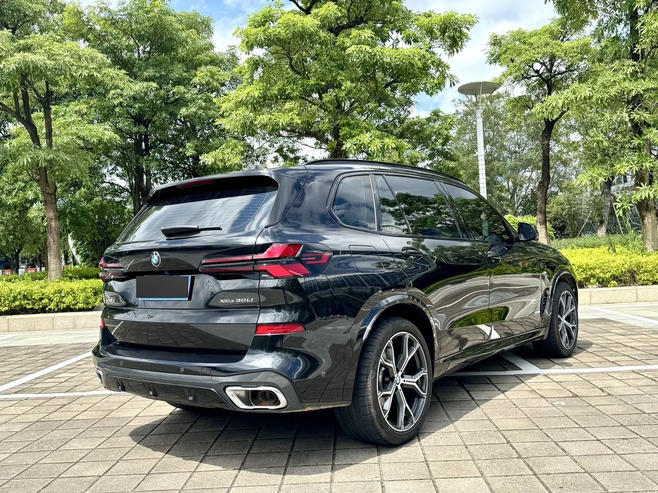 BMW 2023 X5 xDrive30Li 48V 2.0T exclusive M sports suit automatic gear 5