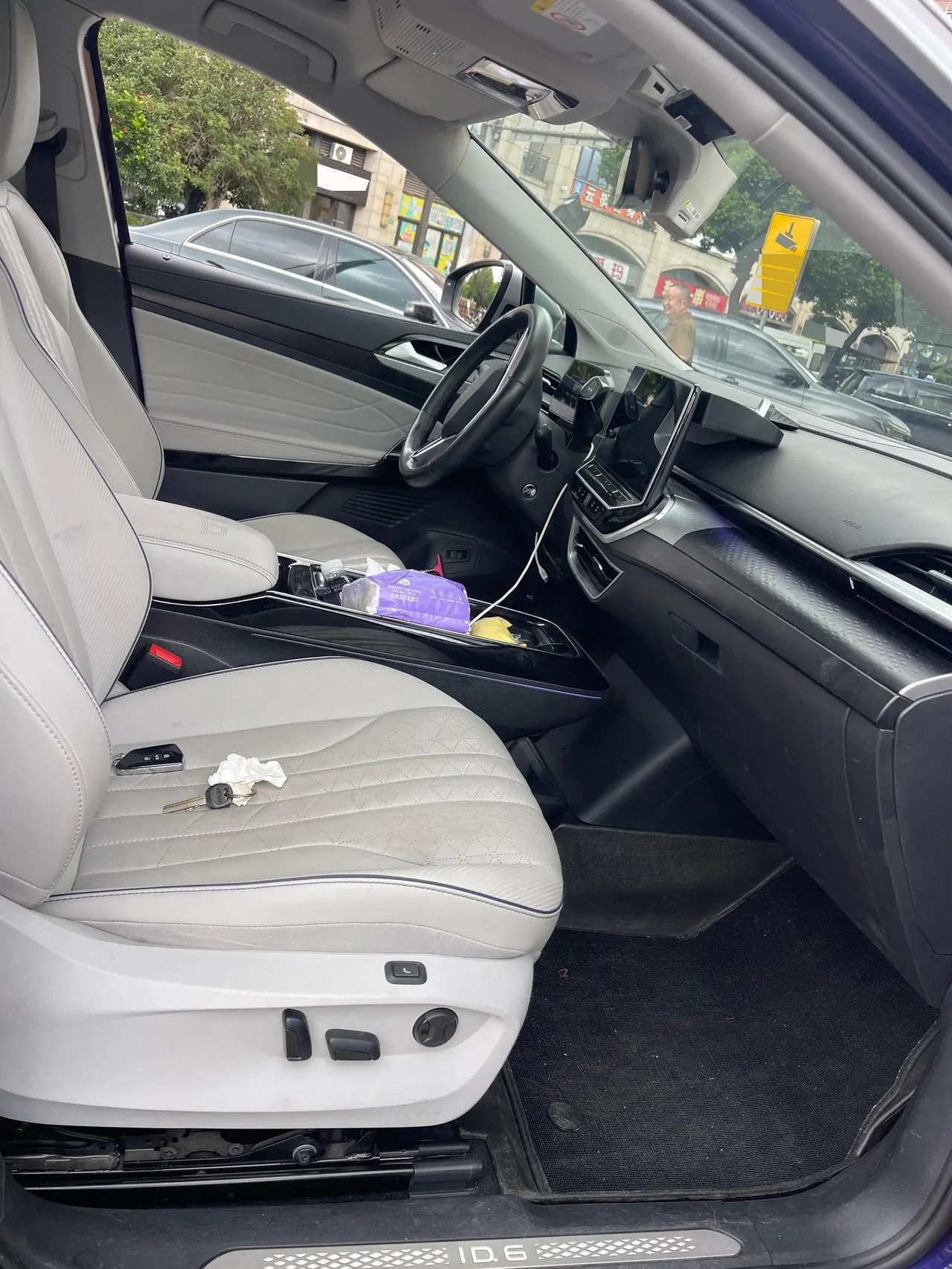 Volkswagen 2022 ID. 6 X Smart Long Endurance Edition Automatic Transmission 3