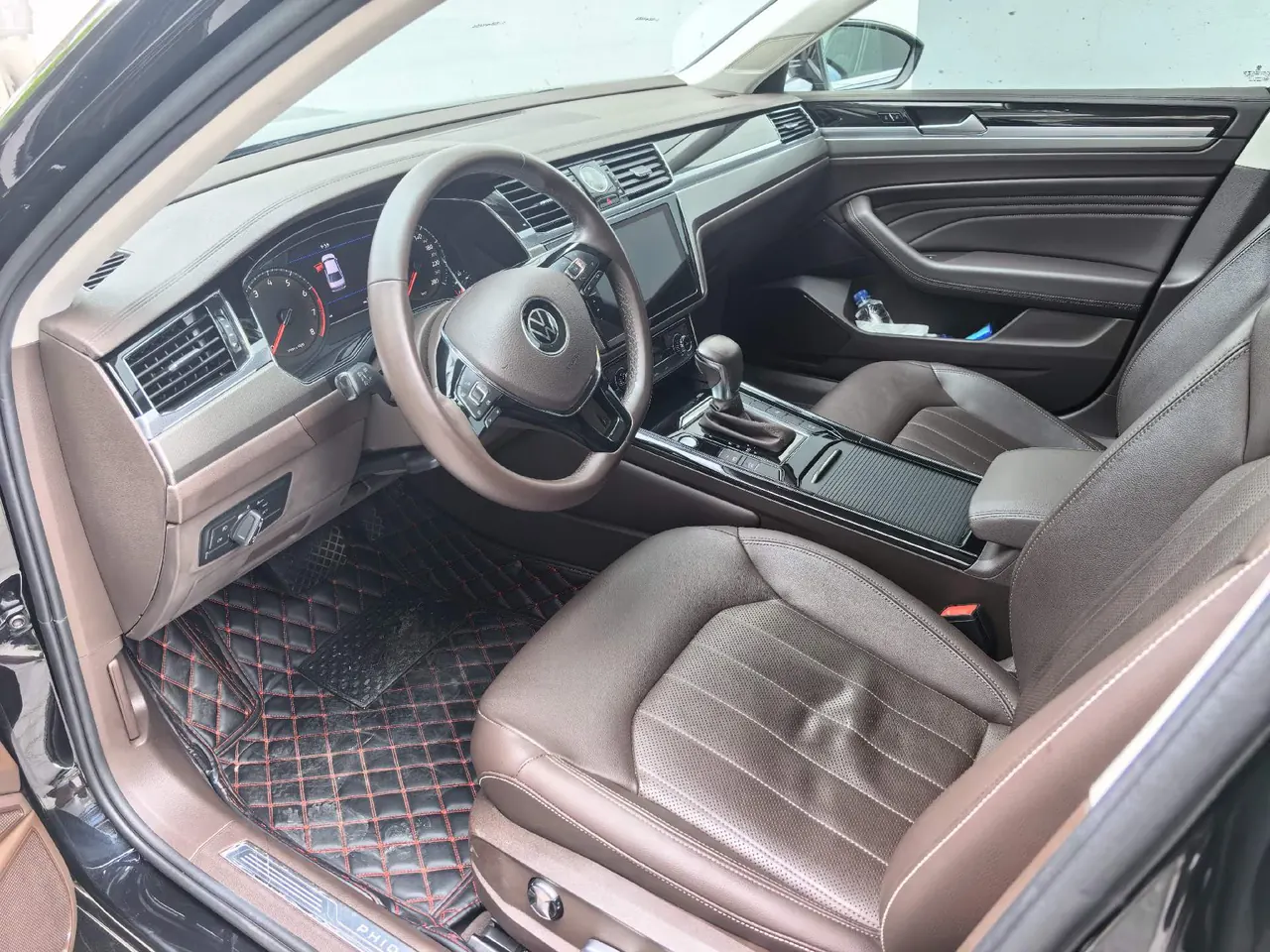 Volkswagen 2021 Huiang 2.0TSI 380TSI Deluxe Edition Automatic Gear 4