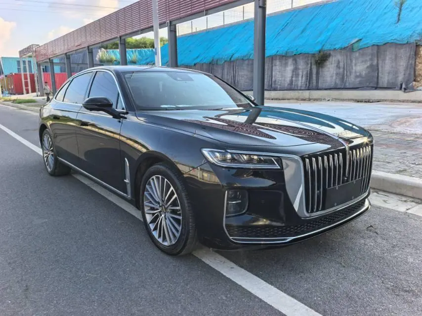 HongQi 2020 H9 48V 2.0T Zhilian Flag Edition Automatic Gear 3