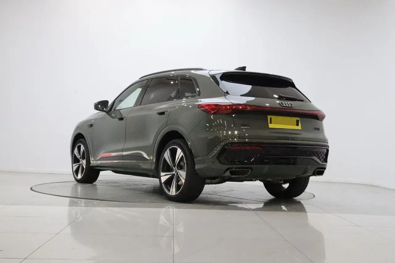 Audi 2026 Q5L 2.0T Smart Hybrid Flagship Automatic Gear 7