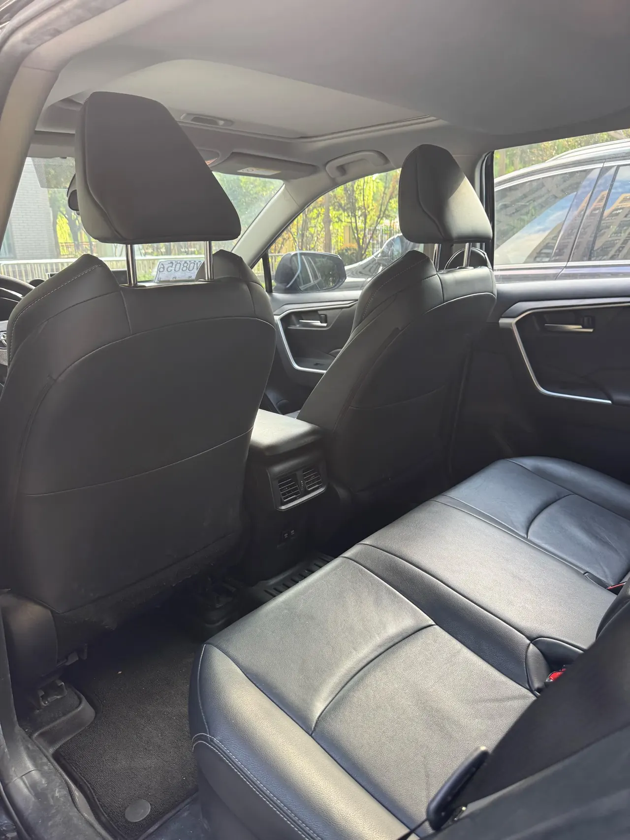 Toyota 2021 Weilanda Dual Engine 2.5 Stepless Two-Drive Deluxe Automatic Gear 3