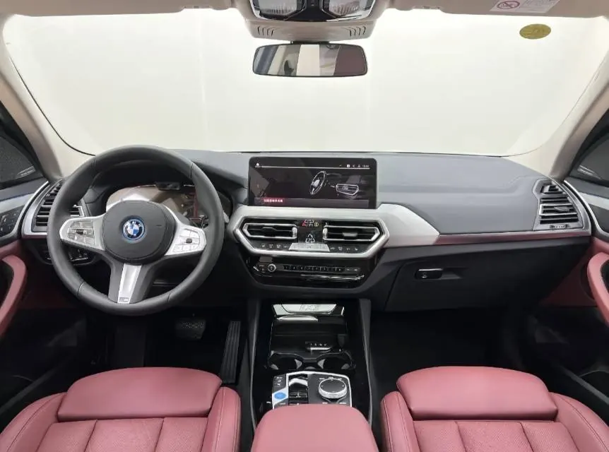 BMW 2022 iX3 leading automatic 6