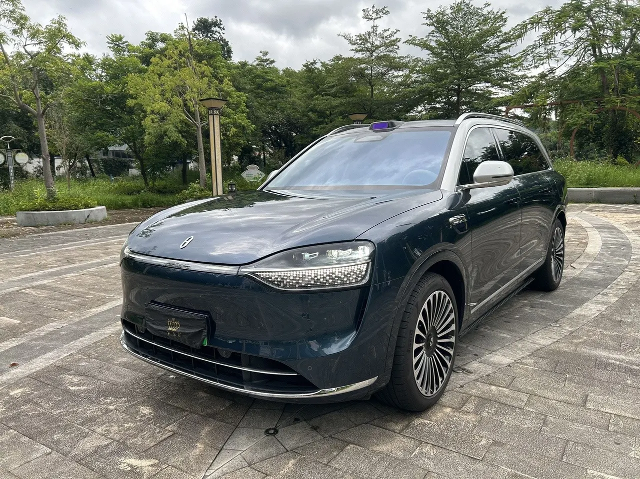 Open image lightbox: AITO 2025 AITO M9 extended range Ultra version 52kWh6 seat version automatic gear