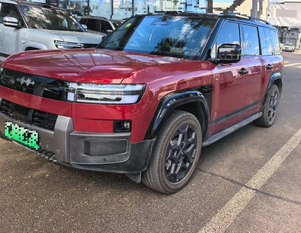 打开图片灯箱:FangChengBao 2025 titanium 7 1.5T stepless 190KM four-wheel drive Ultra version of automatic gear